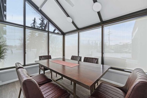 902-145 Point Drive Nw, Calgary, AB - Indoor