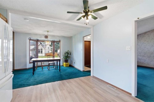 19 Templevale Way Ne, Calgary, AB - Indoor Photo Showing Other Room