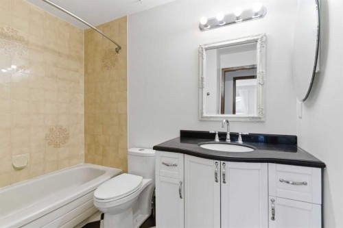 19 Templevale Way Ne, Calgary, AB - Indoor Photo Showing Bathroom
