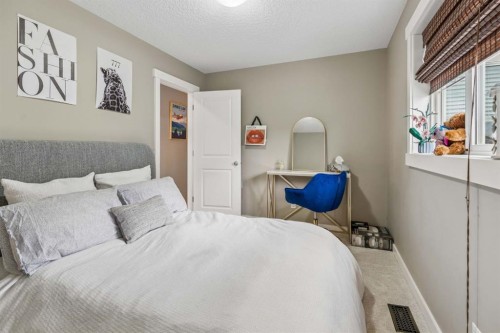 144 Sunrise View, Cochrane, AB 