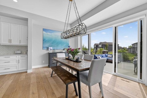 125 Cranbrook Heights Se, Calgary, AB 