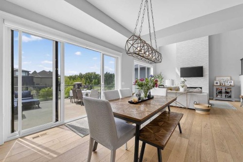 125 Cranbrook Heights Se, Calgary, AB 