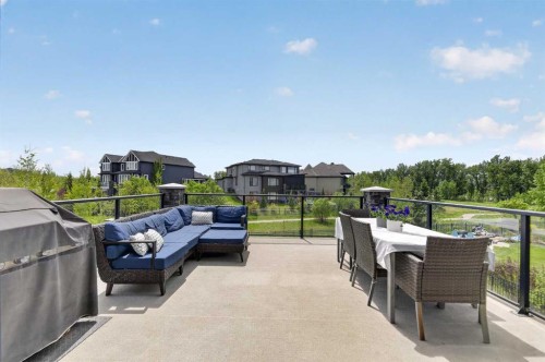 125 Cranbrook Heights Se, Calgary, AB 