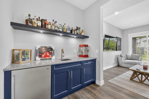 125 Cranbrook Heights Se, Calgary, AB 