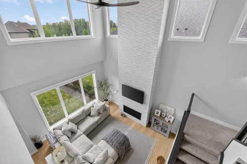 125 Cranbrook Heights Se, Calgary, AB 