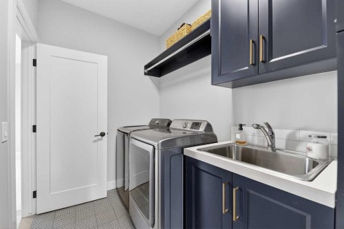 125 Cranbrook Heights Se, Calgary, AB 