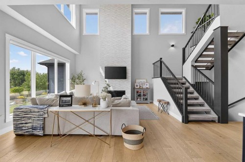 125 Cranbrook Heights Se, Calgary, AB 