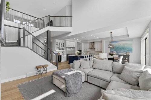 125 Cranbrook Heights Se, Calgary, AB 