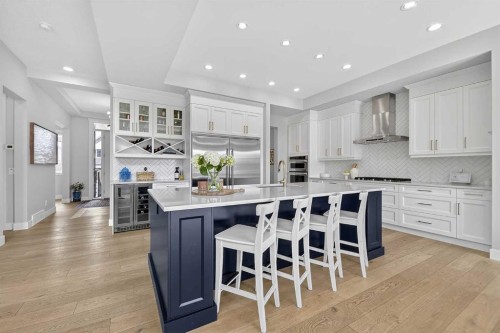 125 Cranbrook Heights Se, Calgary, AB 
