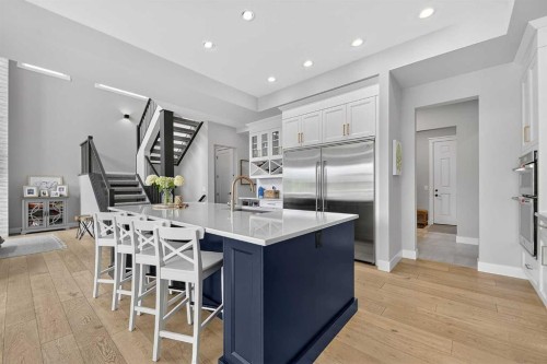 125 Cranbrook Heights Se, Calgary, AB 