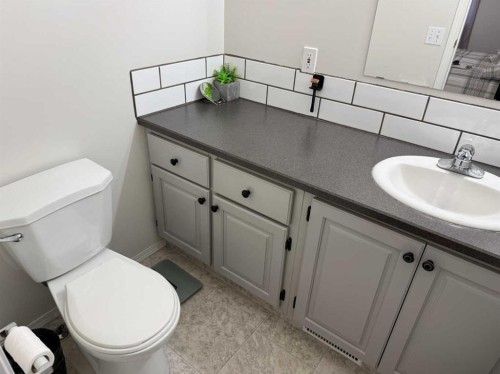 325 2 Avenue North, Champion, AB 