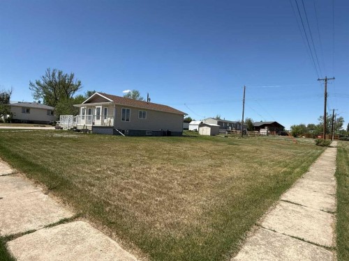 325 2 Avenue North, Champion, AB 