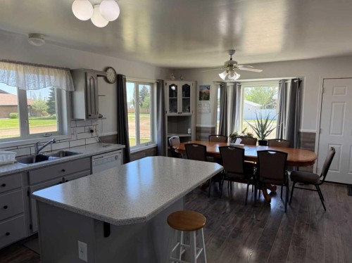 325 2 Avenue North, Champion, AB 