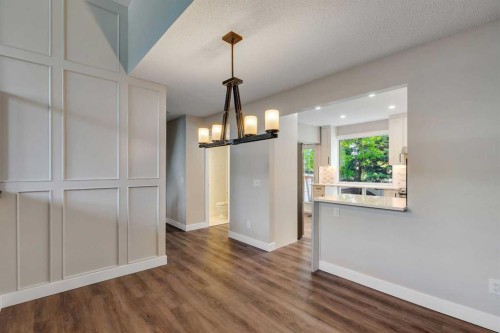 370 Brae Glen Crescent Sw, Calgary, AB 