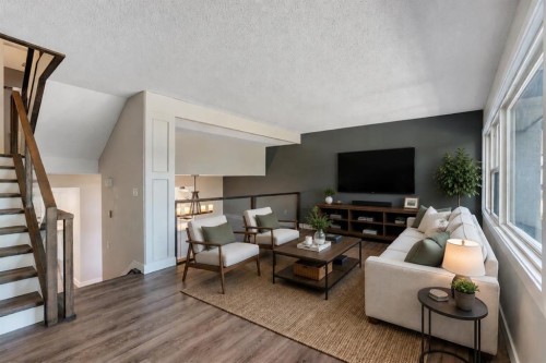 370 Brae Glen Crescent Sw, Calgary, AB 