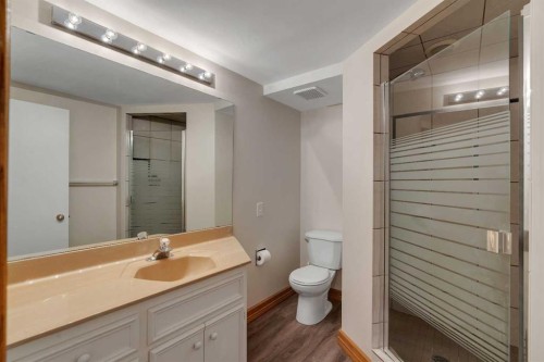 370 Brae Glen Crescent Sw, Calgary, AB 