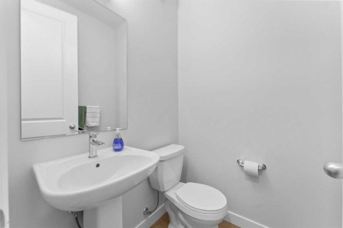 107 Versant View Sw, Calgary, AB 