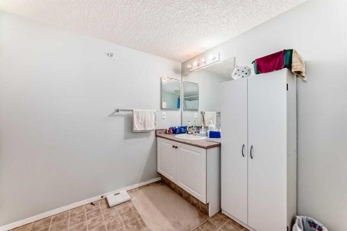 3340-6818 Pinecliff Grove Ne, Calgary, AB 