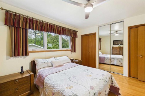2960 Conrad Drive Nw, Calgary, AB 