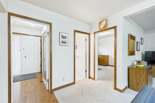 2960 Conrad Drive Nw, Calgary, AB 