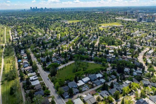 2960 Conrad Drive Nw, Calgary, AB 