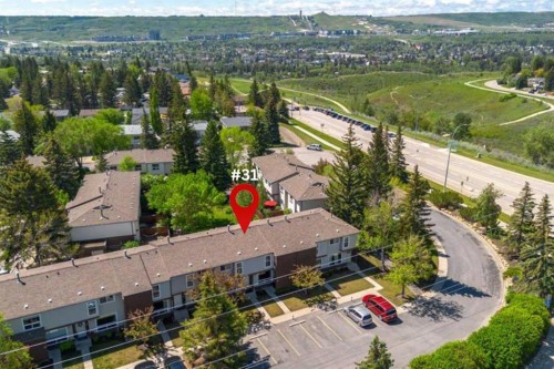 31-5625 Silverdale Drive Nw, Calgary, AB - Outdoor