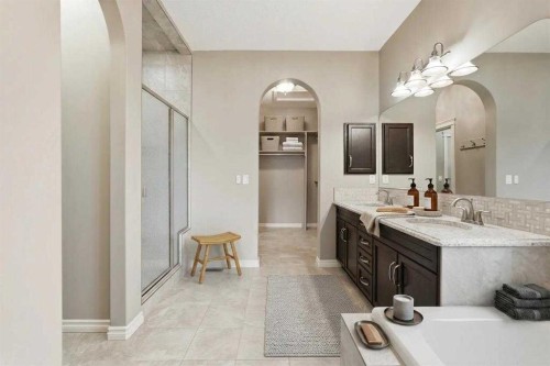 9 Kingsbridge Place Se, Airdrie, AB - Indoor Photo Showing Bathroom