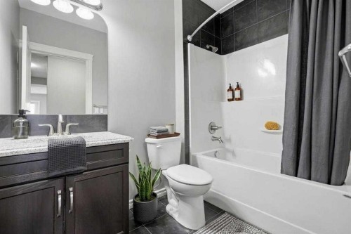 9 Kingsbridge Place Se, Airdrie, AB - Indoor Photo Showing Bathroom