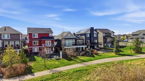 9 Kingsbridge Place Se, Airdrie, AB - Outdoor With Facade