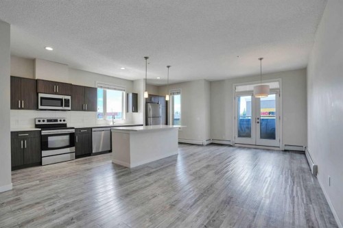 201-10 Westpark Link Sw, Calgary, AB 