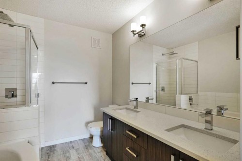 201-10 Westpark Link Sw, Calgary, AB 