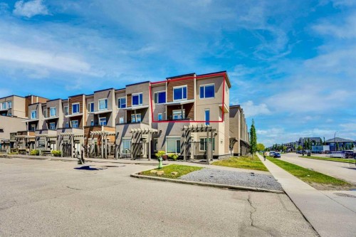 201-10 Westpark Link Sw, Calgary, AB 