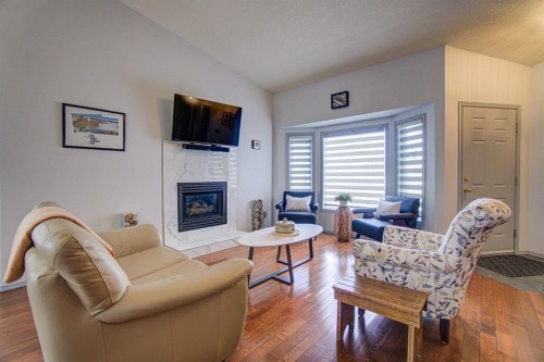 11B Westlynn Drive, Claresholm, AB 