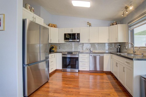 11B Westlynn Drive, Claresholm, AB 