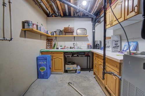 11B Westlynn Drive, Claresholm, AB 