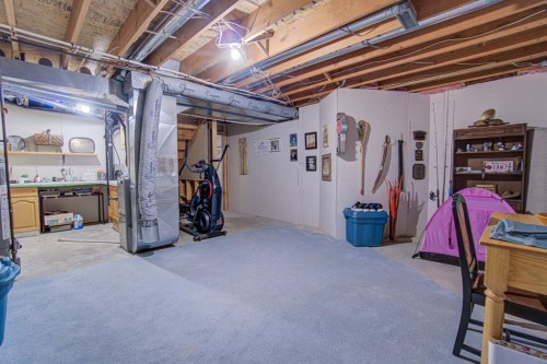 11B Westlynn Drive, Claresholm, AB 
