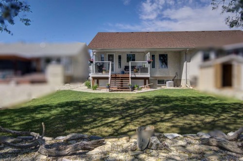 11B Westlynn Drive, Claresholm, AB 