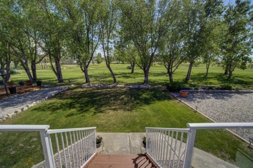 11B Westlynn Drive, Claresholm, AB 
