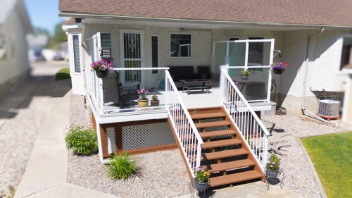 11B Westlynn Drive, Claresholm, AB 