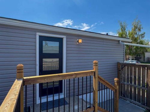 48 Spring Dale Circle Se, Airdrie, AB 