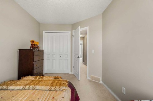 249 Elgin Meadows Park Se, Calgary, AB - Indoor Photo Showing Bedroom