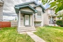 137 Erin Meadow Bay Se, Calgary, AB 