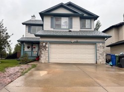 148 Springmere Chestermere, AB T1X 1P1