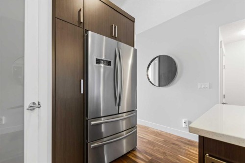4660 82 Street Nw, Calgary, AB - Indoor