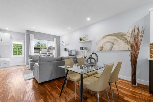 4660 82 Street Nw, Calgary, AB - Indoor Photo Showing Living Room