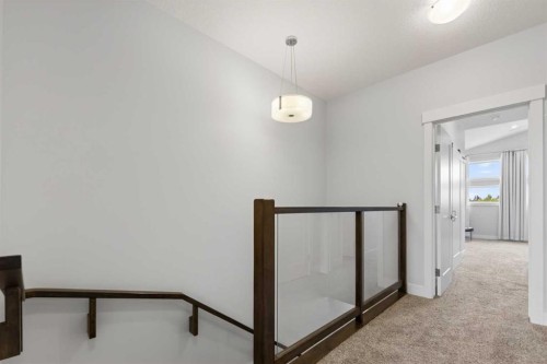 4660 82 Street Nw, Calgary, AB - Indoor Photo Showing Other Room