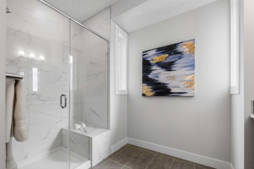 4660 82 Street Nw, Calgary, AB - Indoor Photo Showing Bathroom