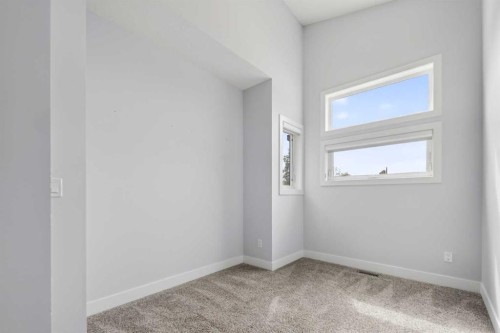 4660 82 Street Nw, Calgary, AB - Indoor Photo Showing Other Room