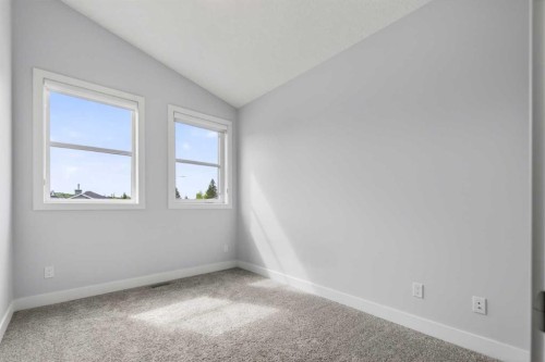 4660 82 Street Nw, Calgary, AB - Indoor Photo Showing Other Room