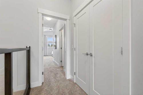 4660 82 Street Nw, Calgary, AB - Indoor Photo Showing Other Room